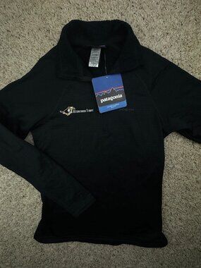 NWT Patagonia Women’s Small Alpine Climbing Slim Fit $129 1/4 Zip Toucan Animals